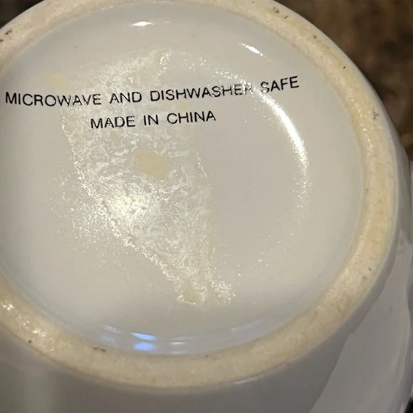 Faith Bee Mug 16oz Bee Buzzes by word Faith Microwave Dishwasher Safe NWT - Picture 6 of 6